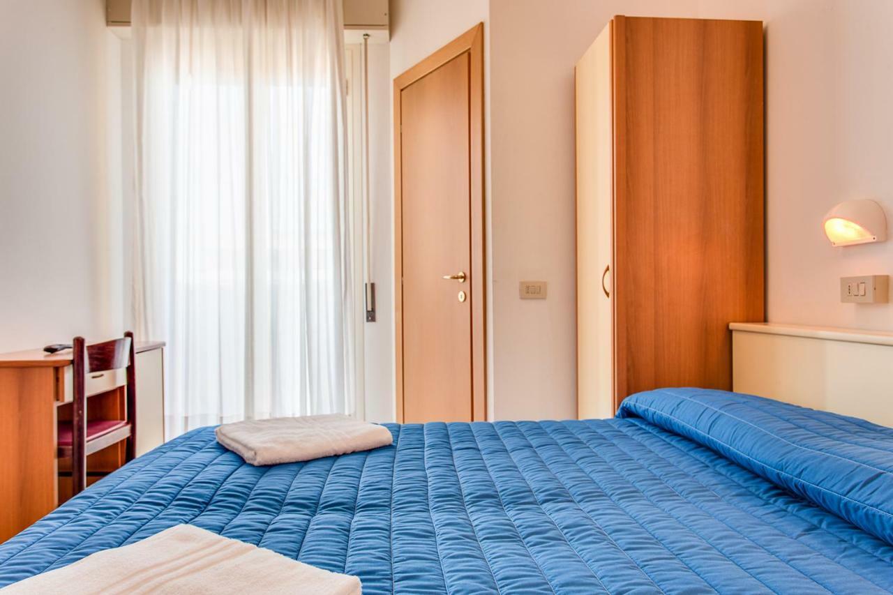 Hotel Buenos Aires Червия Екстериор снимка